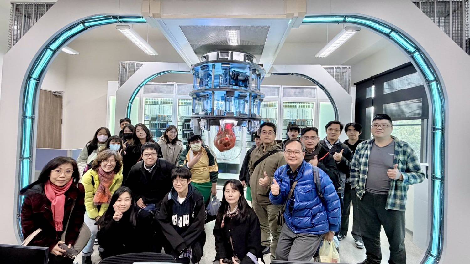 中原大學持續深耕量子科技教育,吸引各界到校參訪交流。