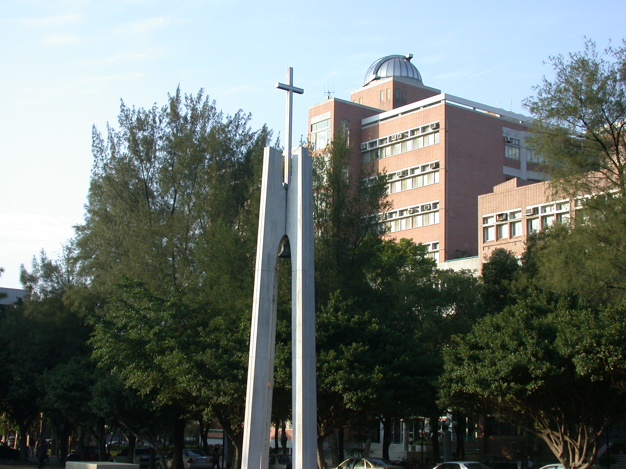 2011年兩岸四地大學排名，中原為台灣各私立綜合大學排名之首