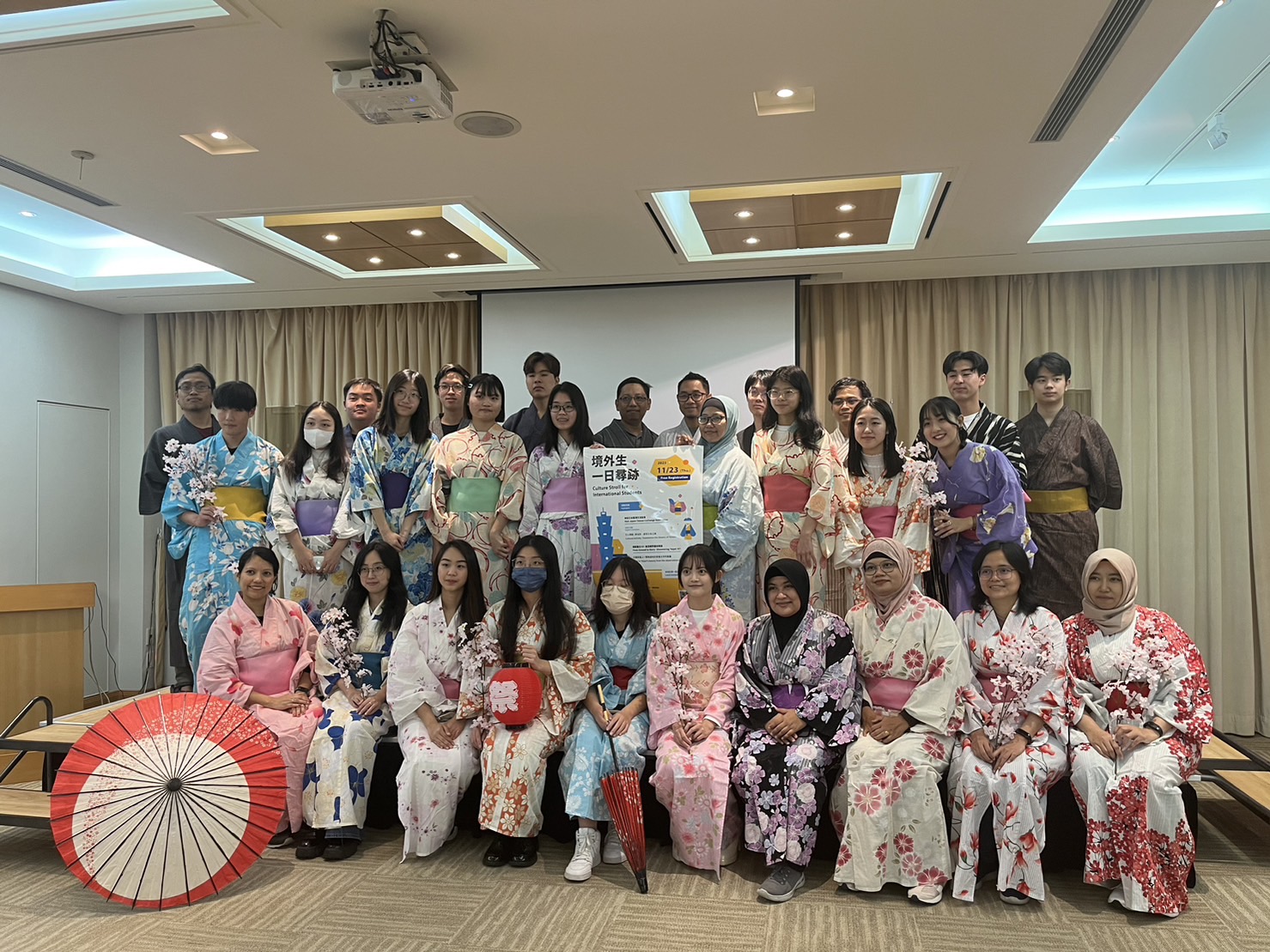 中原大學國際處舉辦境外生浴衣體驗活動，在多元活動陶冶下，讓學生認識異國文化。