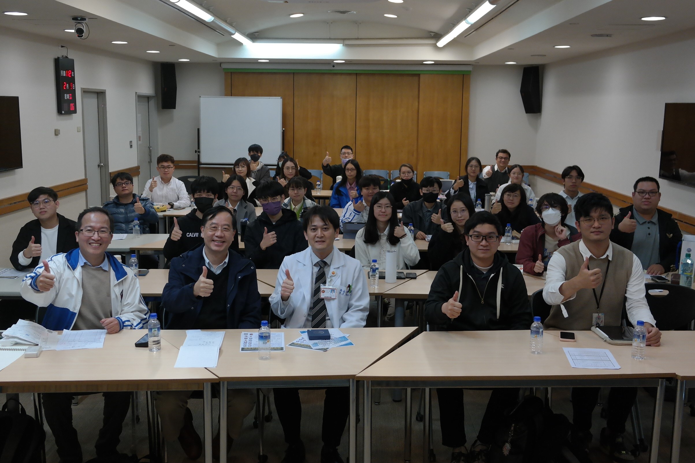 中原大學醫工系與國防醫學院合作舉辦臨床問題專題論壇。