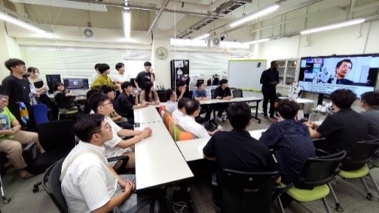 參訪經歷有助於學生構建海外專業交流的橋樑，激發對創新電資領域的濃厚興趣。