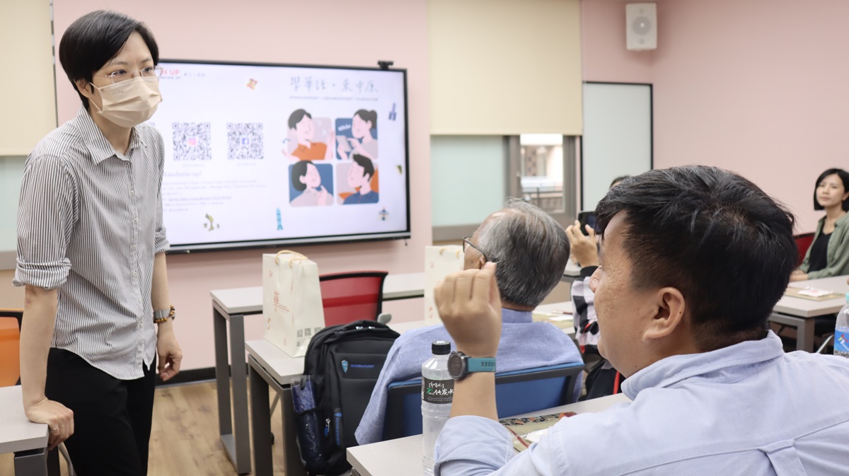 對於中原大學運用科技結合語言學習，柬埔寨組織成員表達高度興趣。