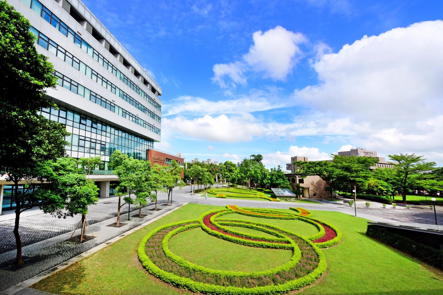 首頁 - 中原大學Chung Yuan Christian University