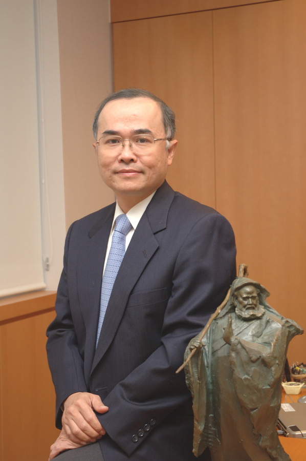 杜隆欽校友