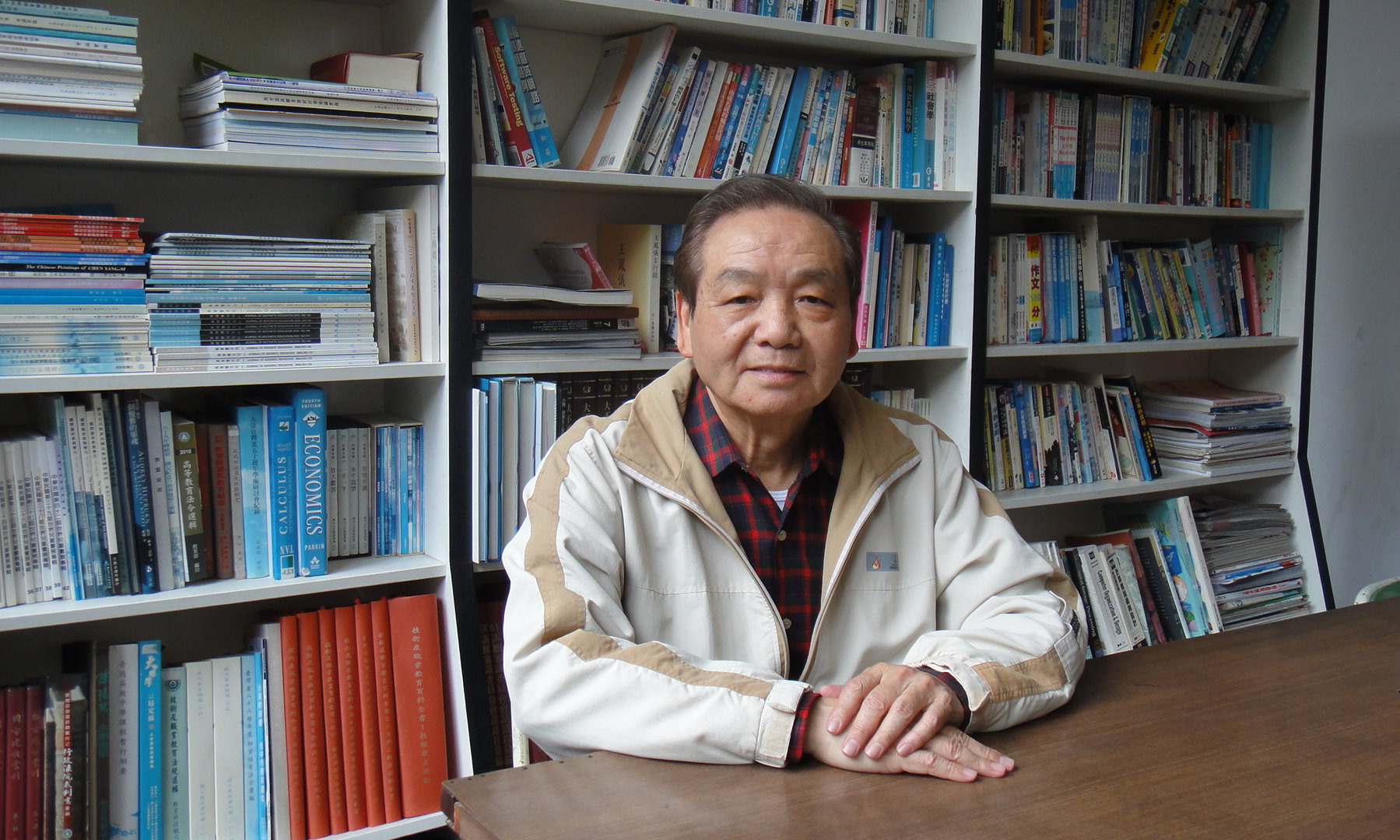 陳舜田教授是本校土木系第五屆畢業校友