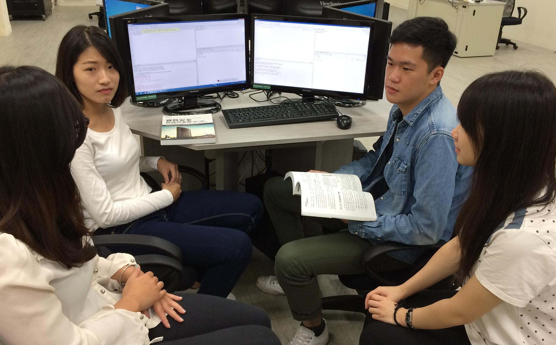 成立巨量資料管理學程，希望培育更多的跨領域人才，提供企業或社會上更有系統的問題解決方案