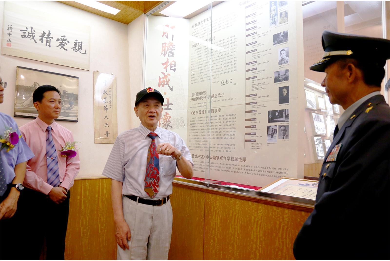 張光正感謝特闢其父張靜愚展區