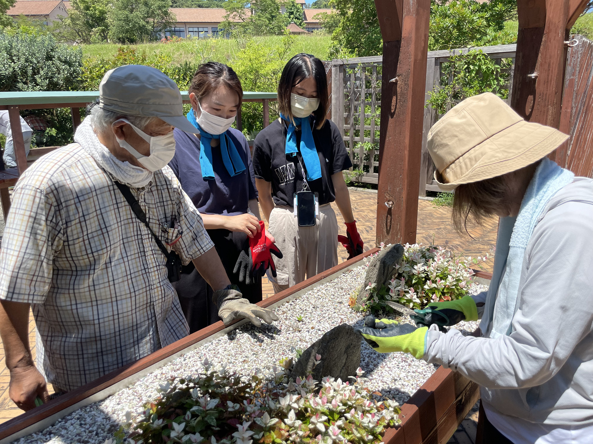 有機會能夠到日本淡路景觀園藝學校進行深入探訪與實習，皆有著非常深入的學習機會