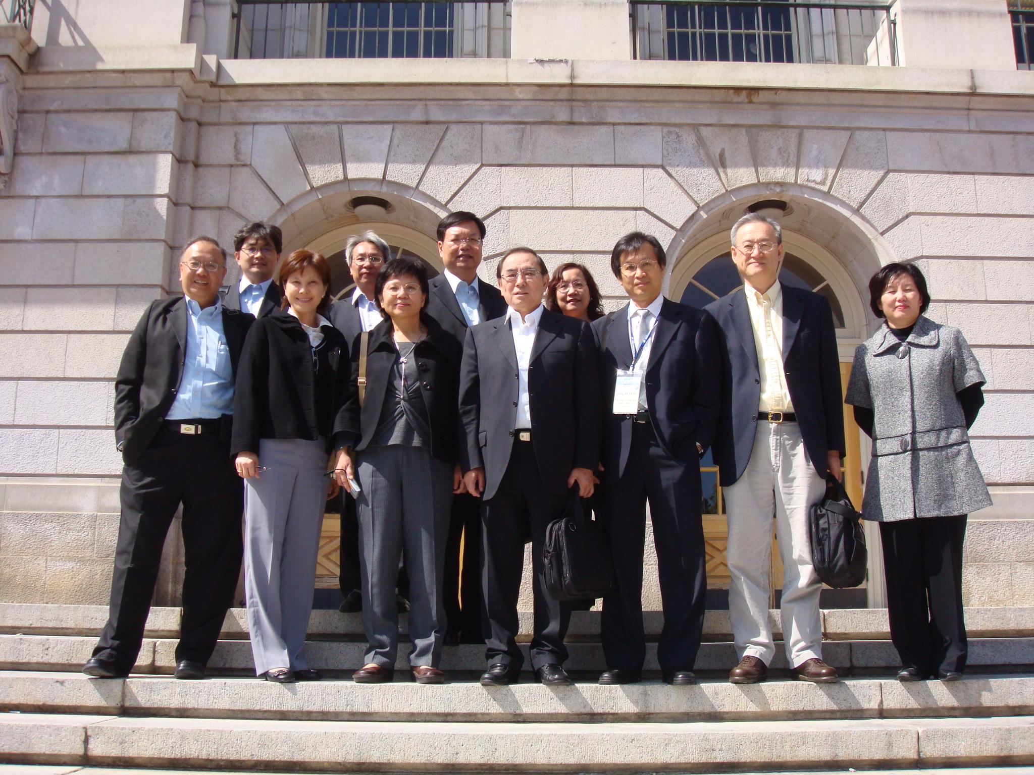 程校長至美國參訪大學