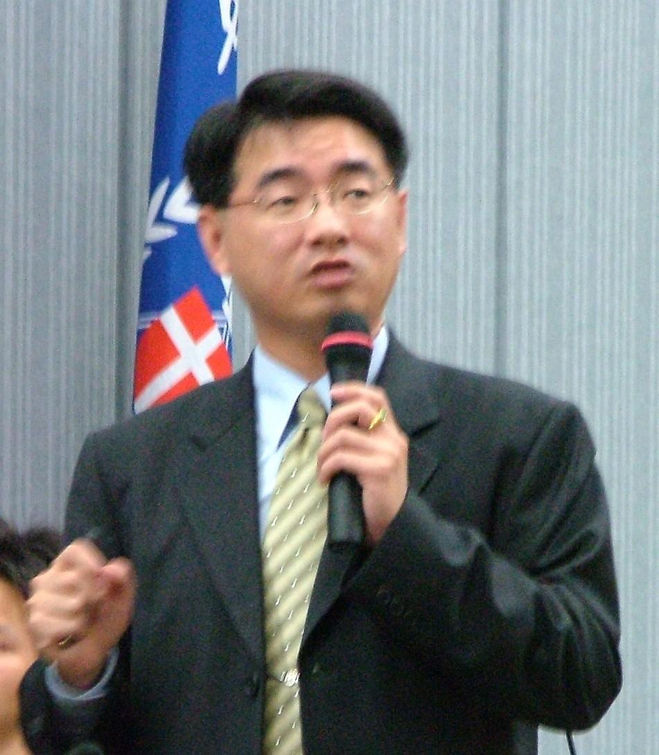 104人力銀行經理黃郁仁演講