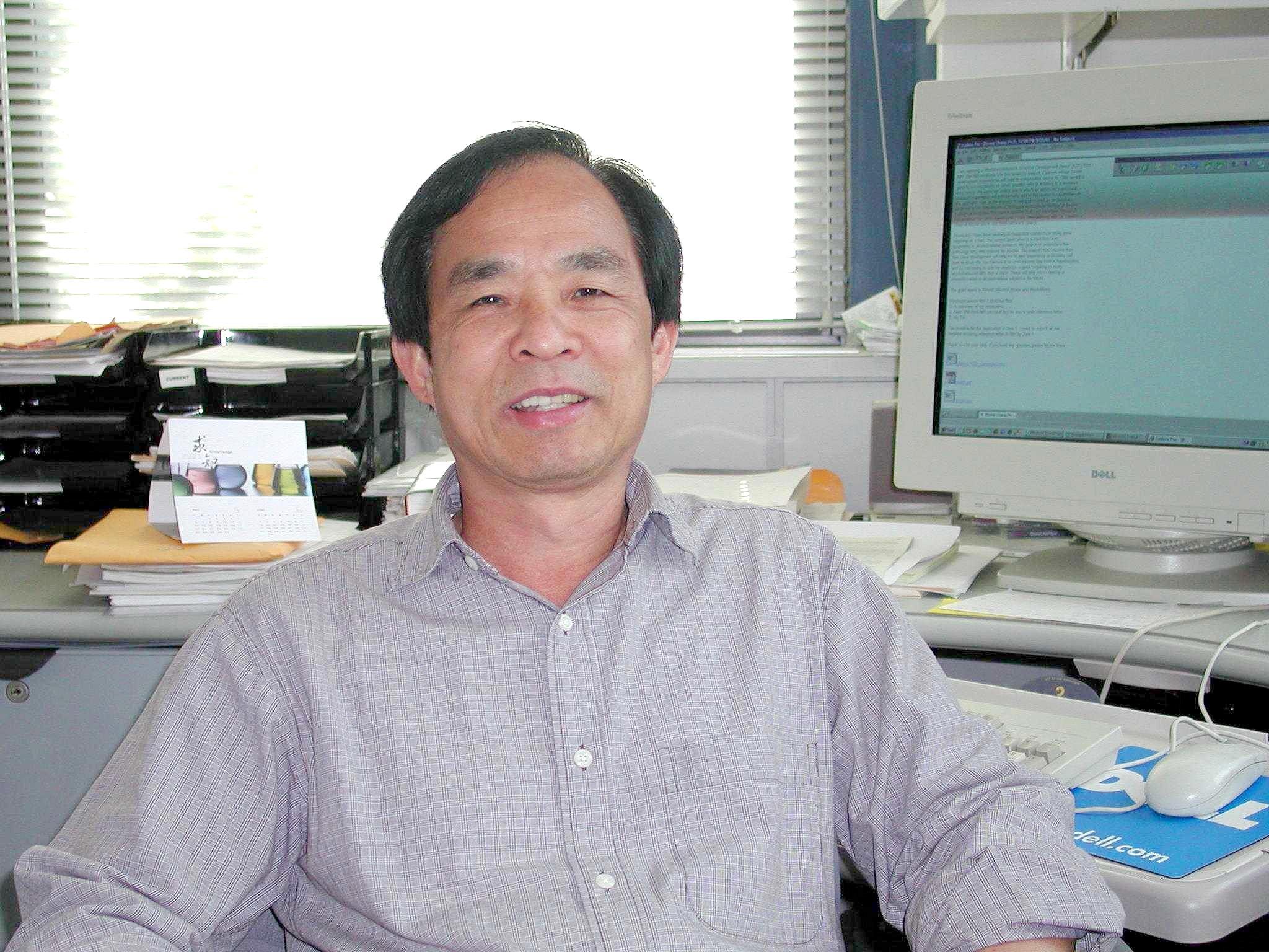 土木系校友李文雄