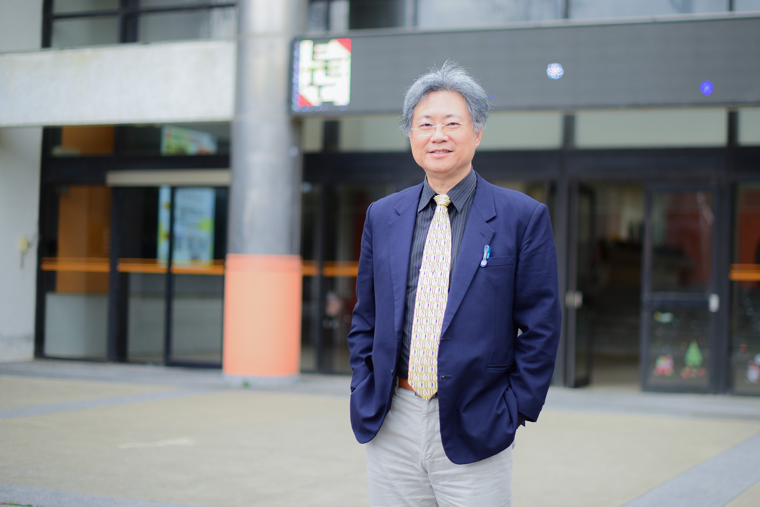 中原大學電機系講座教授洪穎怡專注量子計算與AI整合應用，研究成果獲NVIDIA學術資助計畫肯定。