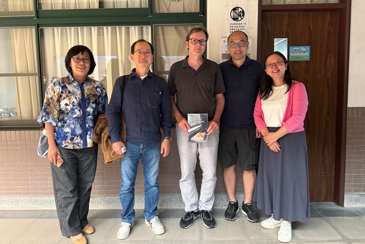 中原建築與地景領域教師與Michael Kloos教授共同分享文化資產保存與國際合作經驗。