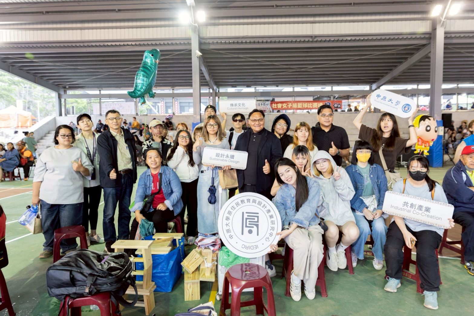 原專班主任魯瑪夫副教授親自率隊，於布農族文化場域展開移地教學行動。