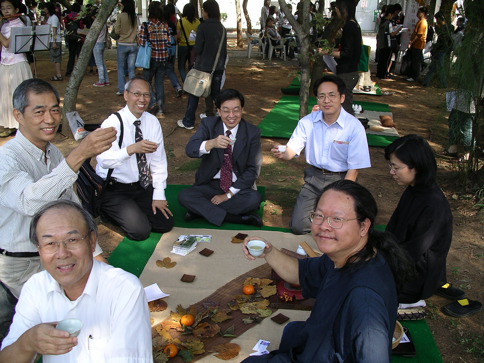 前校長雄慎幹參加野餐