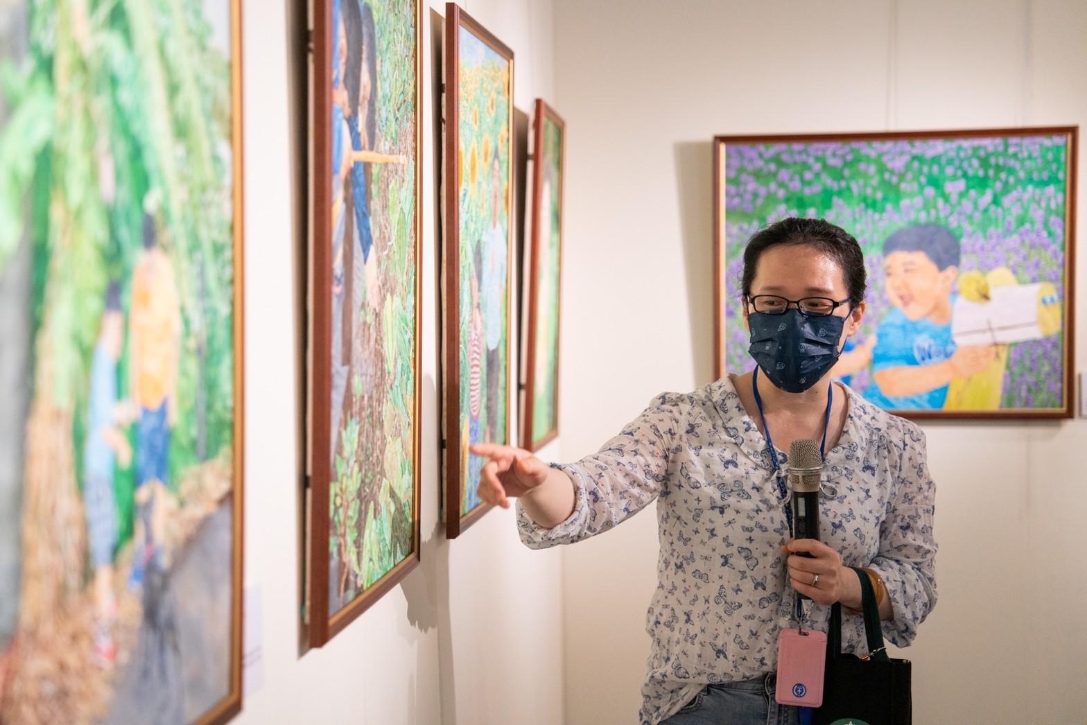 中原大學藝術中心「幾種情-王嬿婷個展」與「巧奪天工-金工飾品展」，歡迎民眾蒞臨欣賞豐富多彩的藝術盛宴。