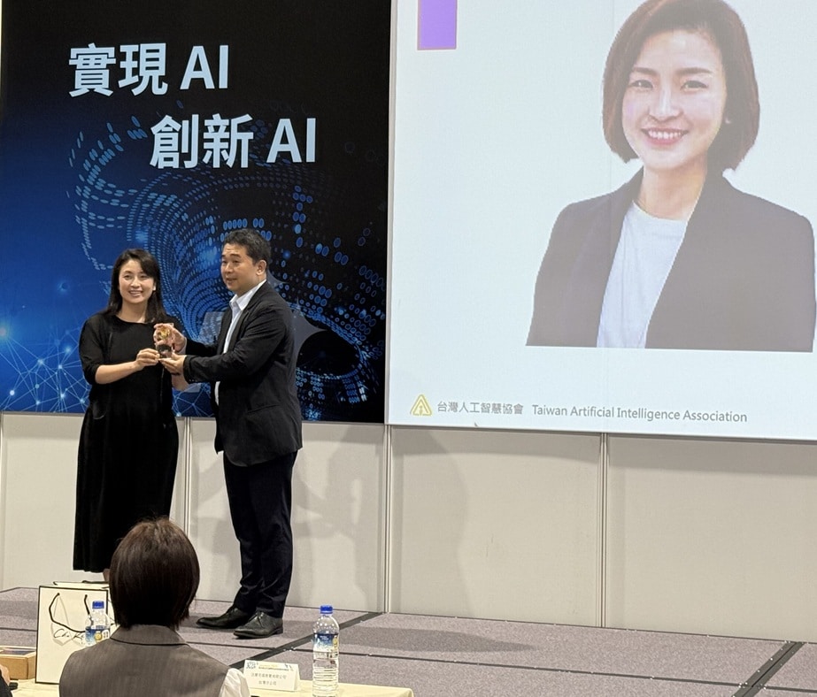 胡筱薇表示這份榮譽是屬於整個教學團隊與合作夥伴的共同成果。