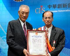周榮泉校友