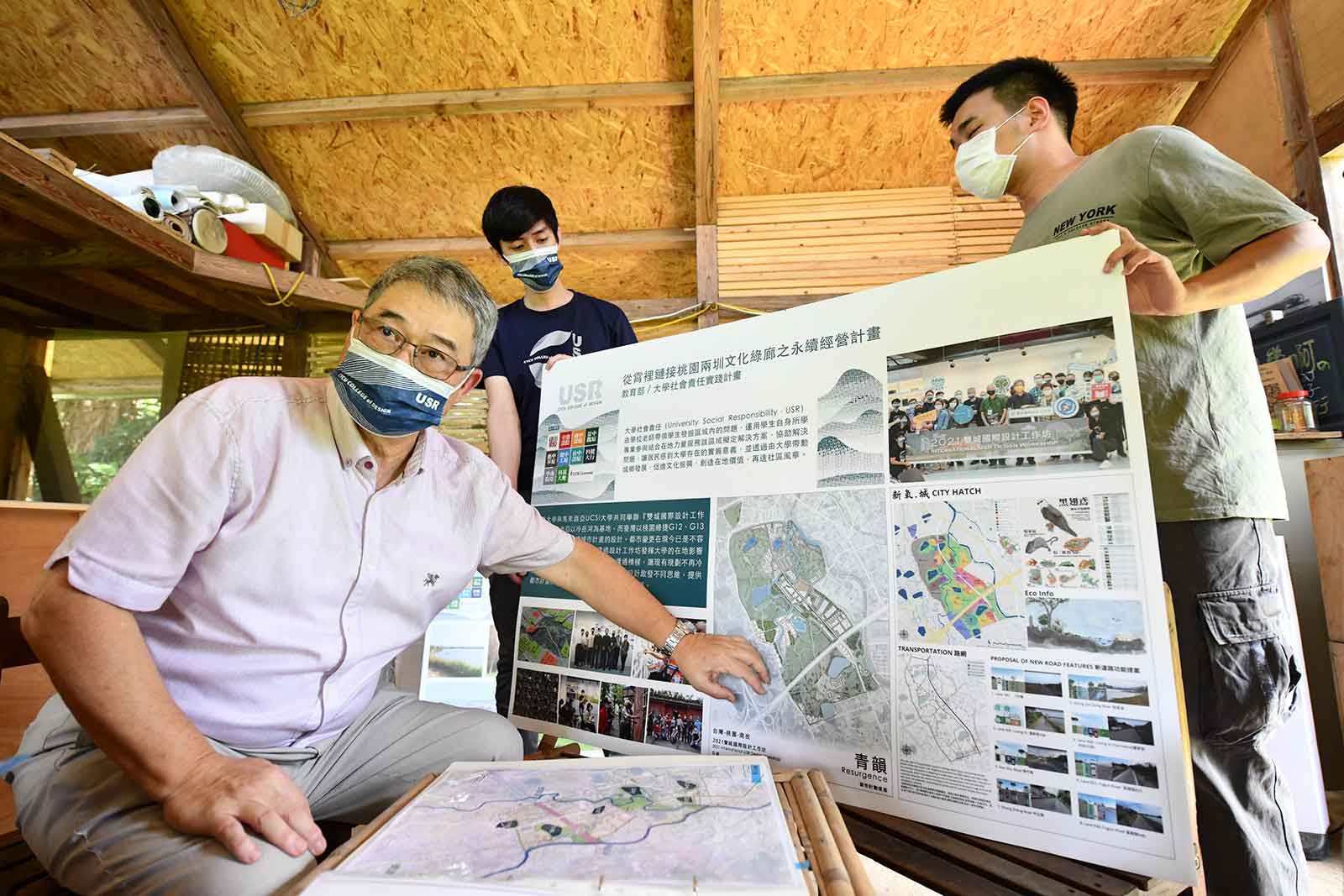 陳其澎指出，如果直接將埤塘填土進行開發，這塊區域的利用價值「只有一次」