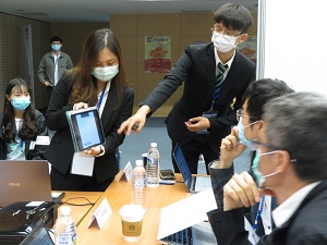 中原大學讓參賽學生在課程中學習技能、鏈結資源，共同激盪出創意火花，讓創業不再是遙不可及的夢想！
