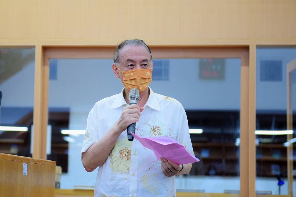 張光正董事長致詞時表示，王秋華建築師低調卻執著的愛心，讓張靜愚紀念圖書館以嶄新面貌呈現在讀者面前