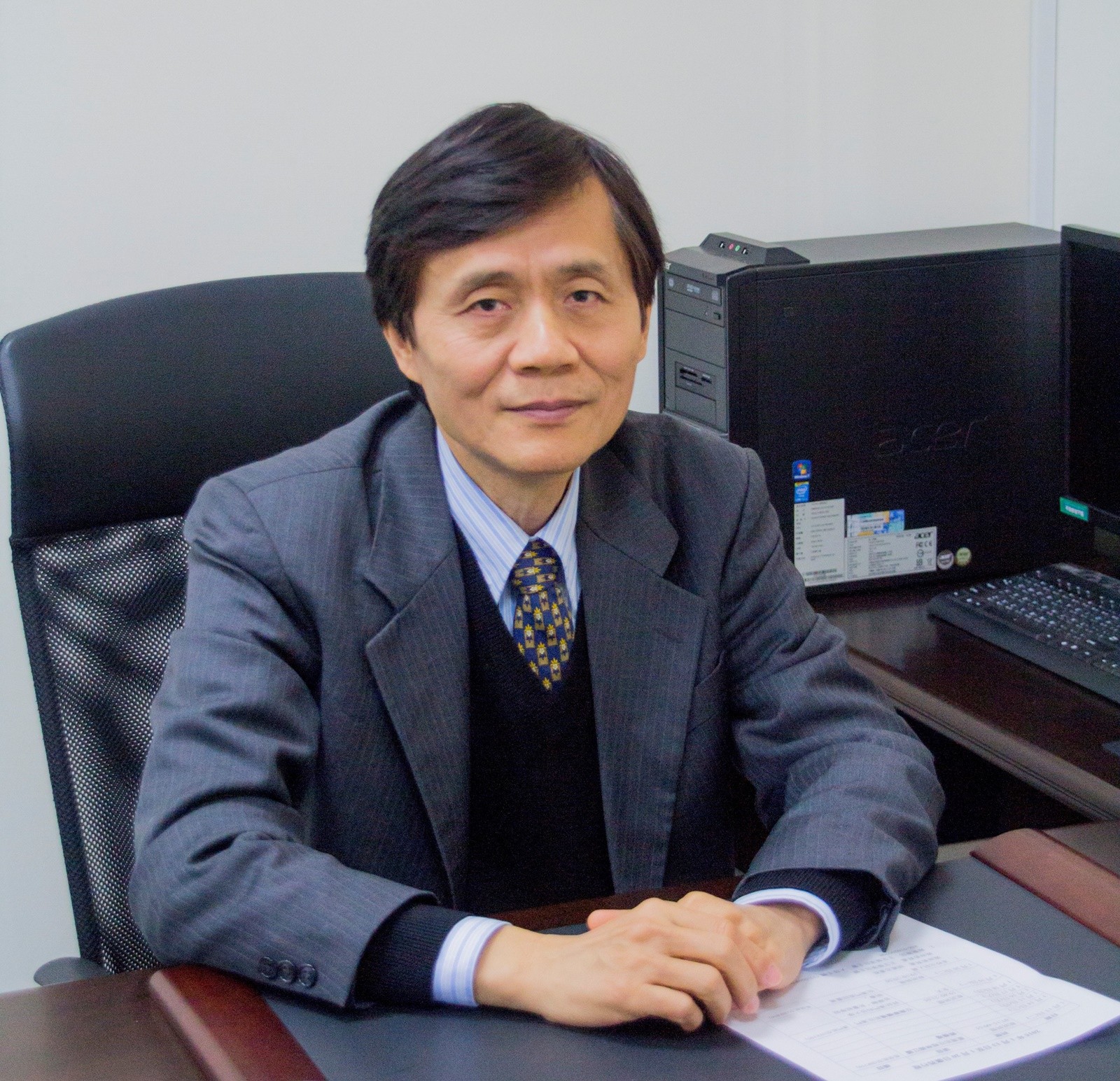 校長表示，當今世界存在不少現在科技無法輕易解決的問題