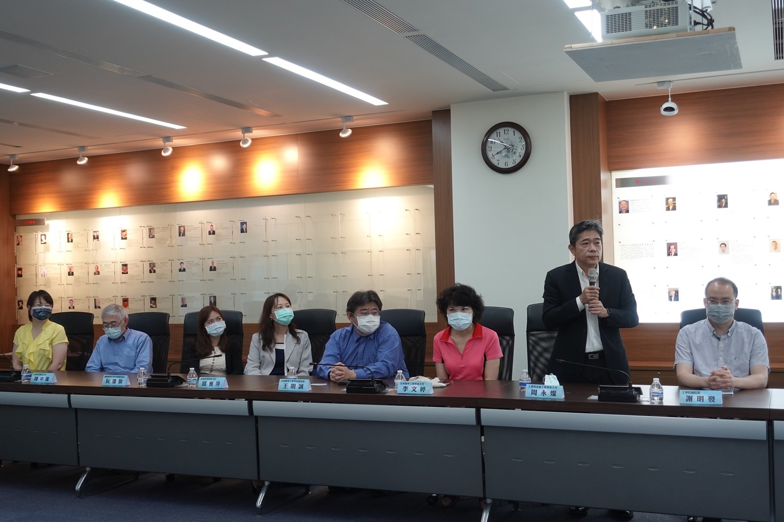 工業系提供AI師資支援，且透過醫工系與國內醫療體系接軌。