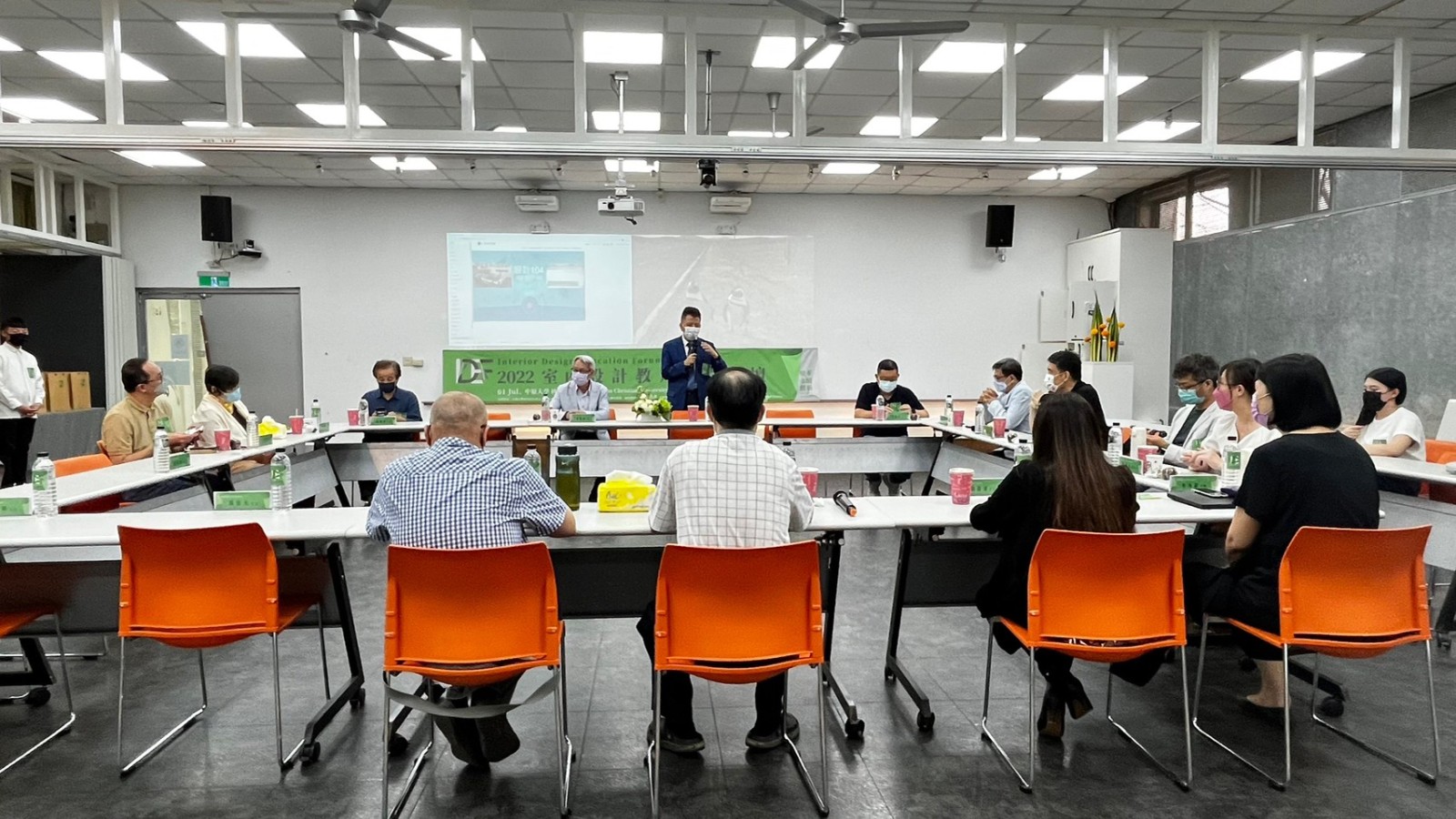 中原大學室設系主任陳歷渝表示，中原大學是全台第一個成立「室內設計學系」的大學