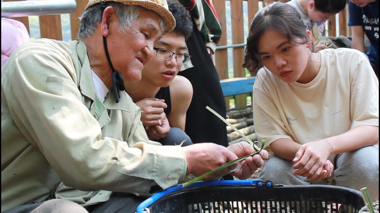 中原希望培育學生能夠深入了解人與環境的整體「地景」面貌，並以參與式設計，為環境帶來更好的改變與「建築」行動