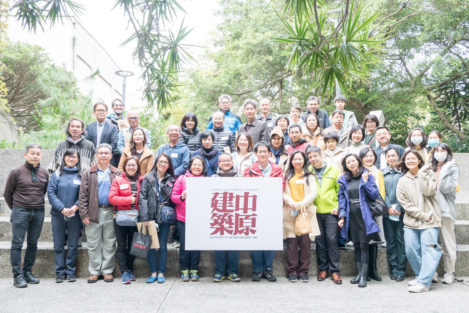 謝統勝老師表示，學生能以有限時間與人力完成這次展覽，表示對於這段期間的肯定與負責，他深以學生為榮、為傲！