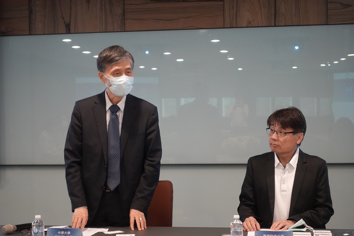 中原大學校長李英明致詞時表示，秉持「全人教育」及「永續發展」的理念，中原大學積極實踐科研應用與價值