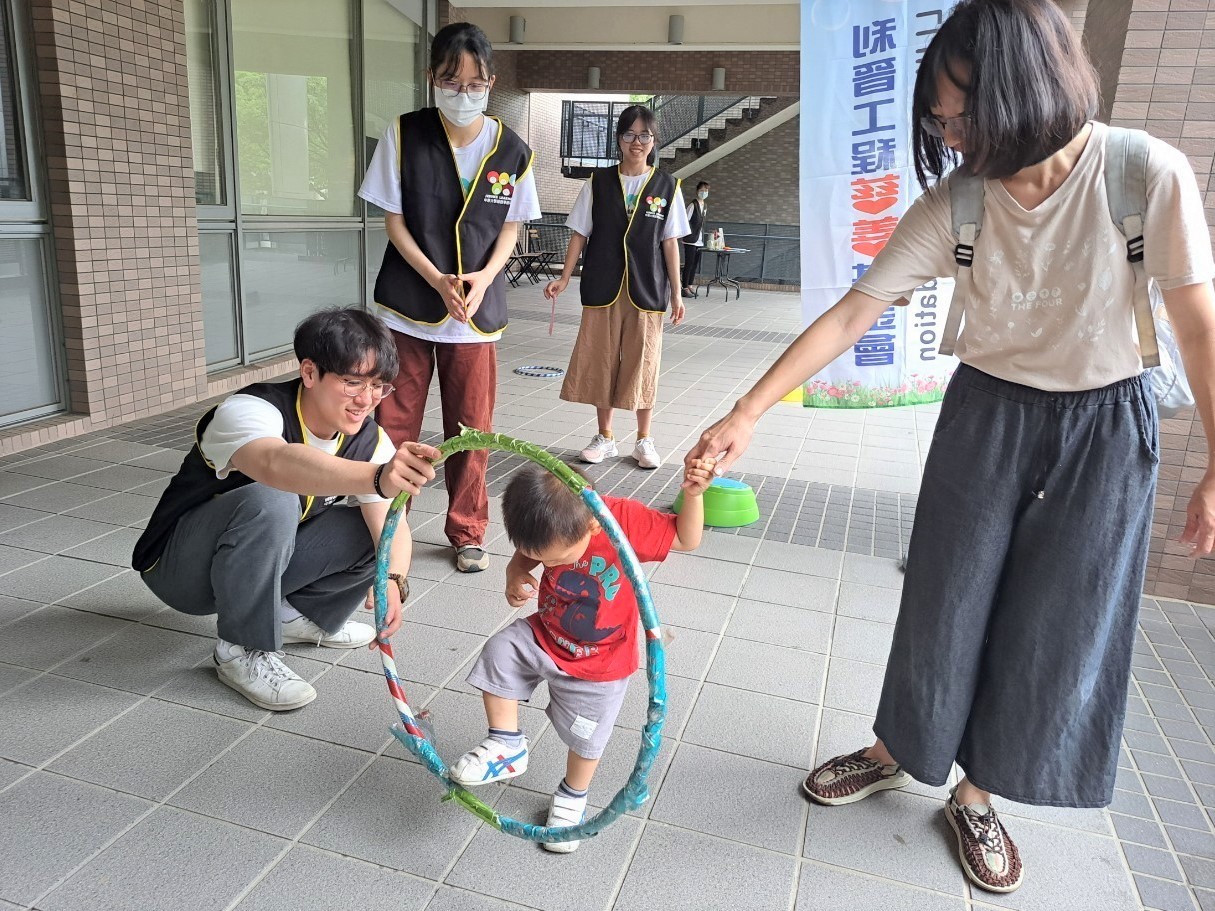 家支中心藉由「圓夢服務計畫」，提供主要照顧者喘息服務，並實現弱勢特兒家庭的生活夢想。